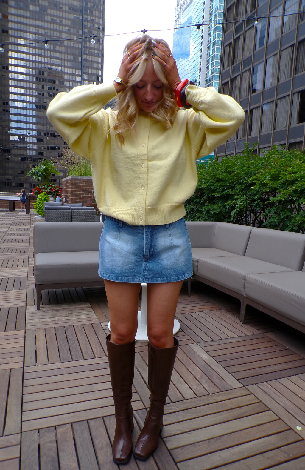 Yellow cardi